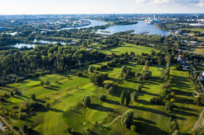 Grüne Oase in Elbnähe: das neue Golf Lounge Resort