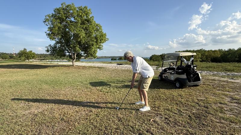 Die letzten drei Bahnen liegen direkt am indischen Ozean